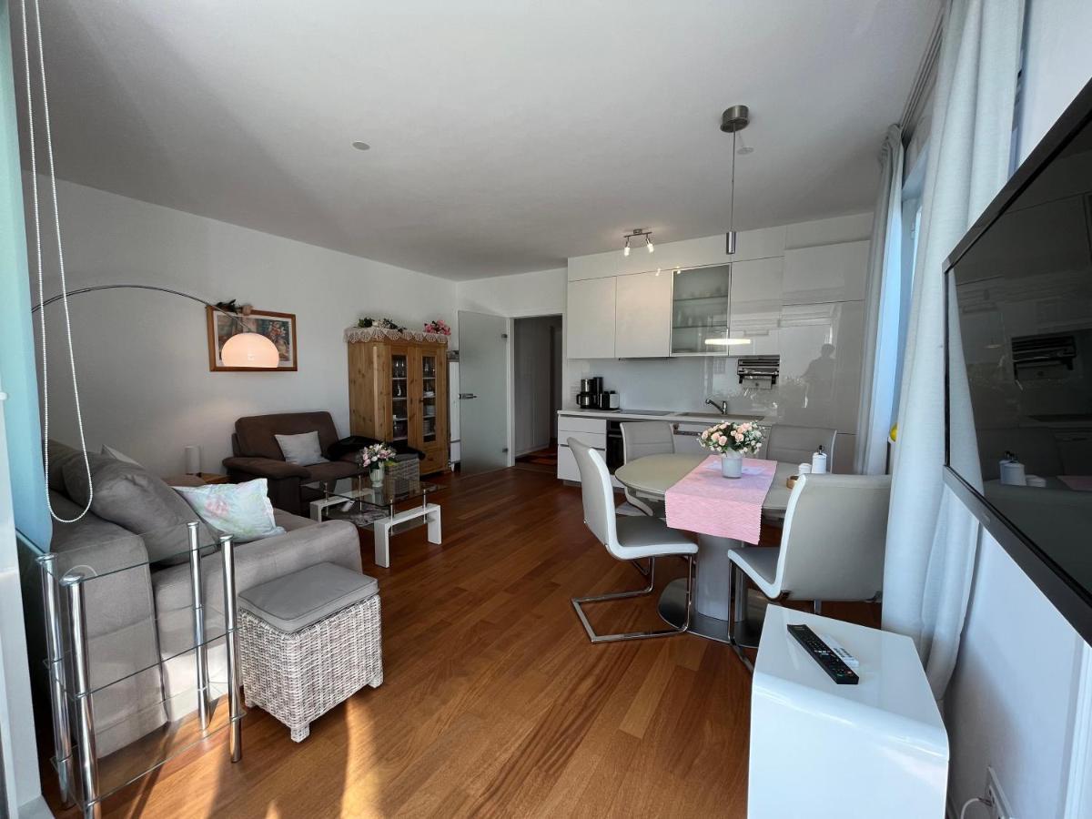Apartment Lui With Rooftop Swimming Pool Ичичи Экстерьер фото